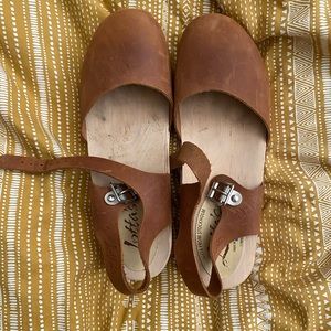 Lotta from Stockholm low clogs